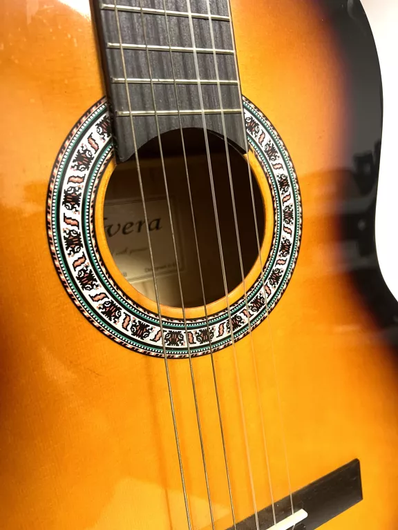 GITARA KLASYCZNA ALVERA ACG100 4/4 SB + FUTERAŁ