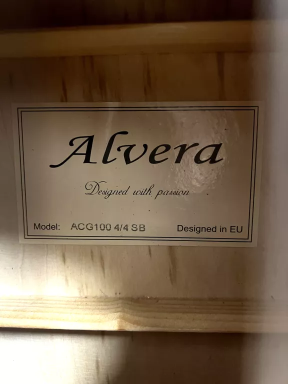 GITARA KLASYCZNA ALVERA ACG100 4/4 SB + FUTERAŁ