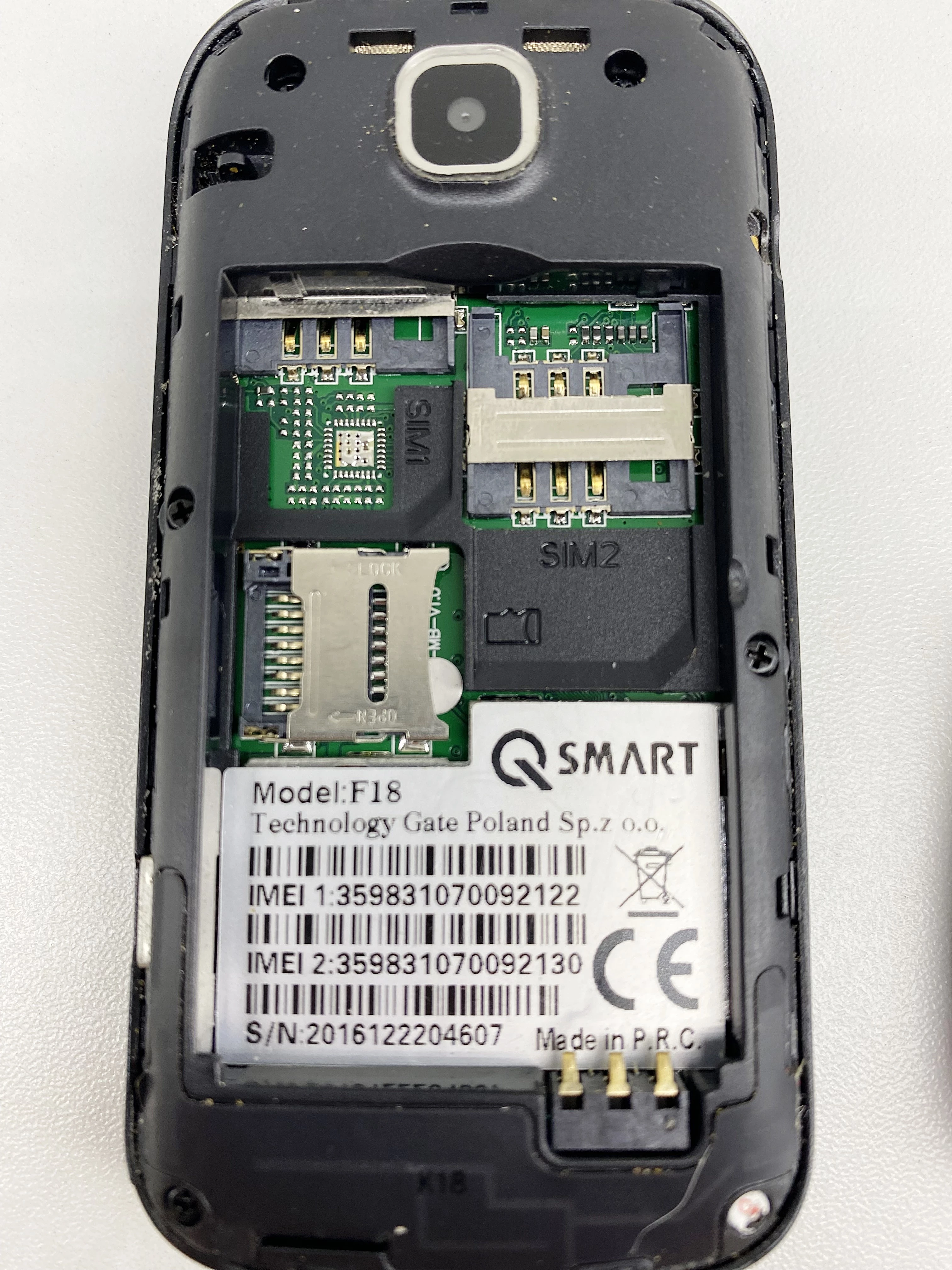 telefon-komorkowy-q-smart-f18-carbon-czarny-pamiec-ram-202865-214161