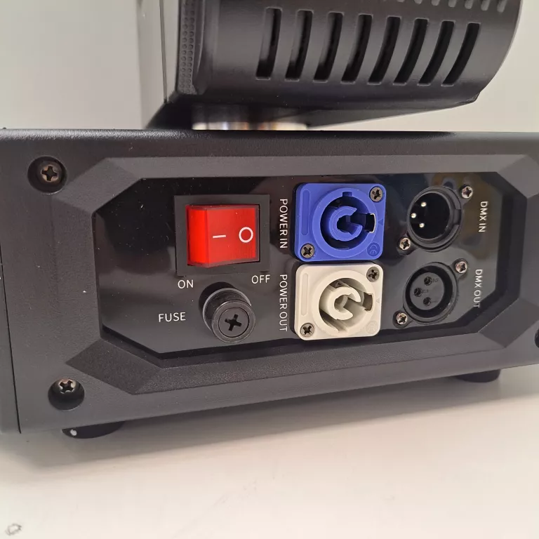 profesionalne-oswietlenie-sceniczne-glowa-ruchoma-led-smart-beam-stan-11323-2