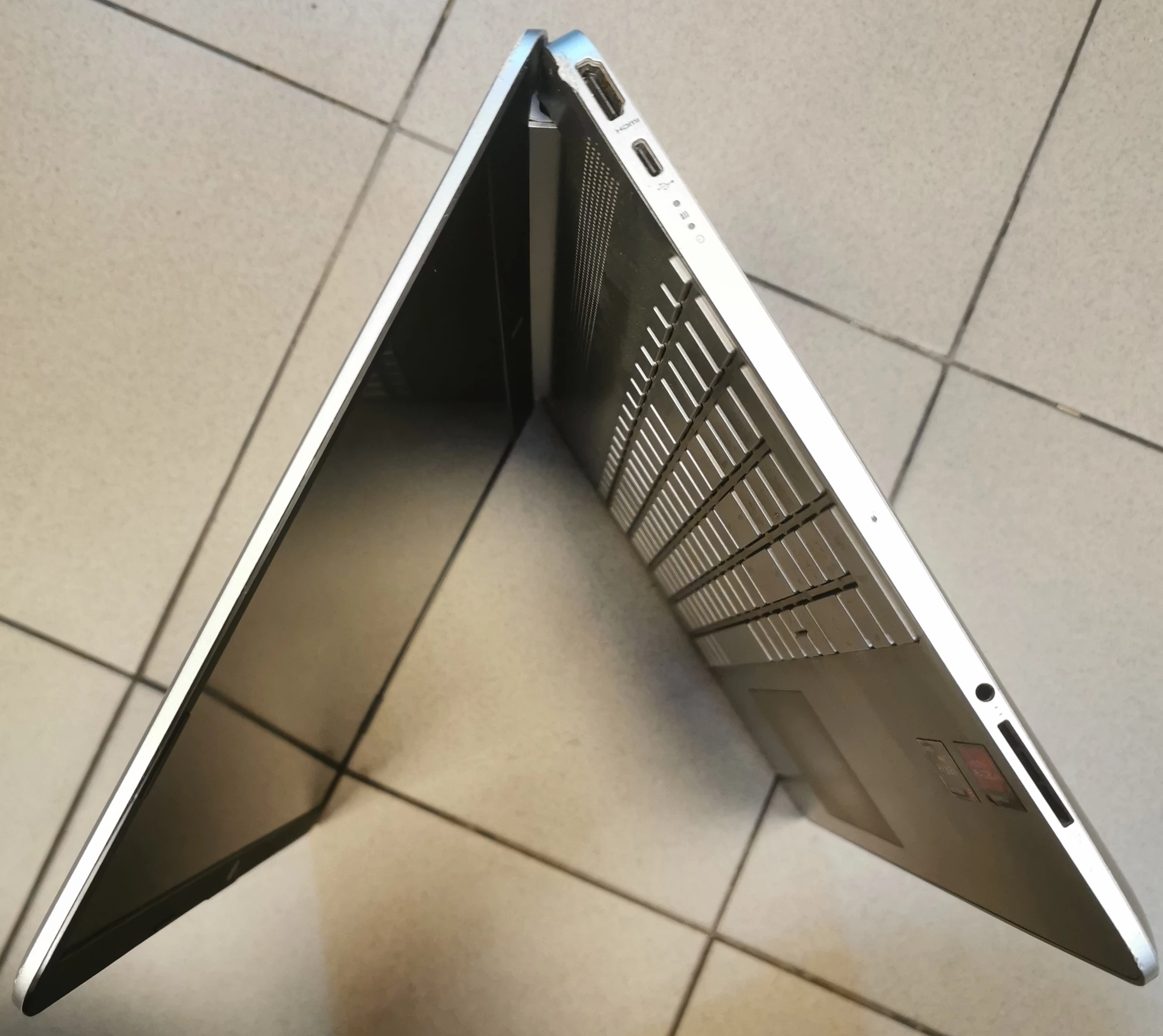 laptop-hp-15s-eq2400nw-ryzen52568w10h-rozdzielczosc-px-4474-211457