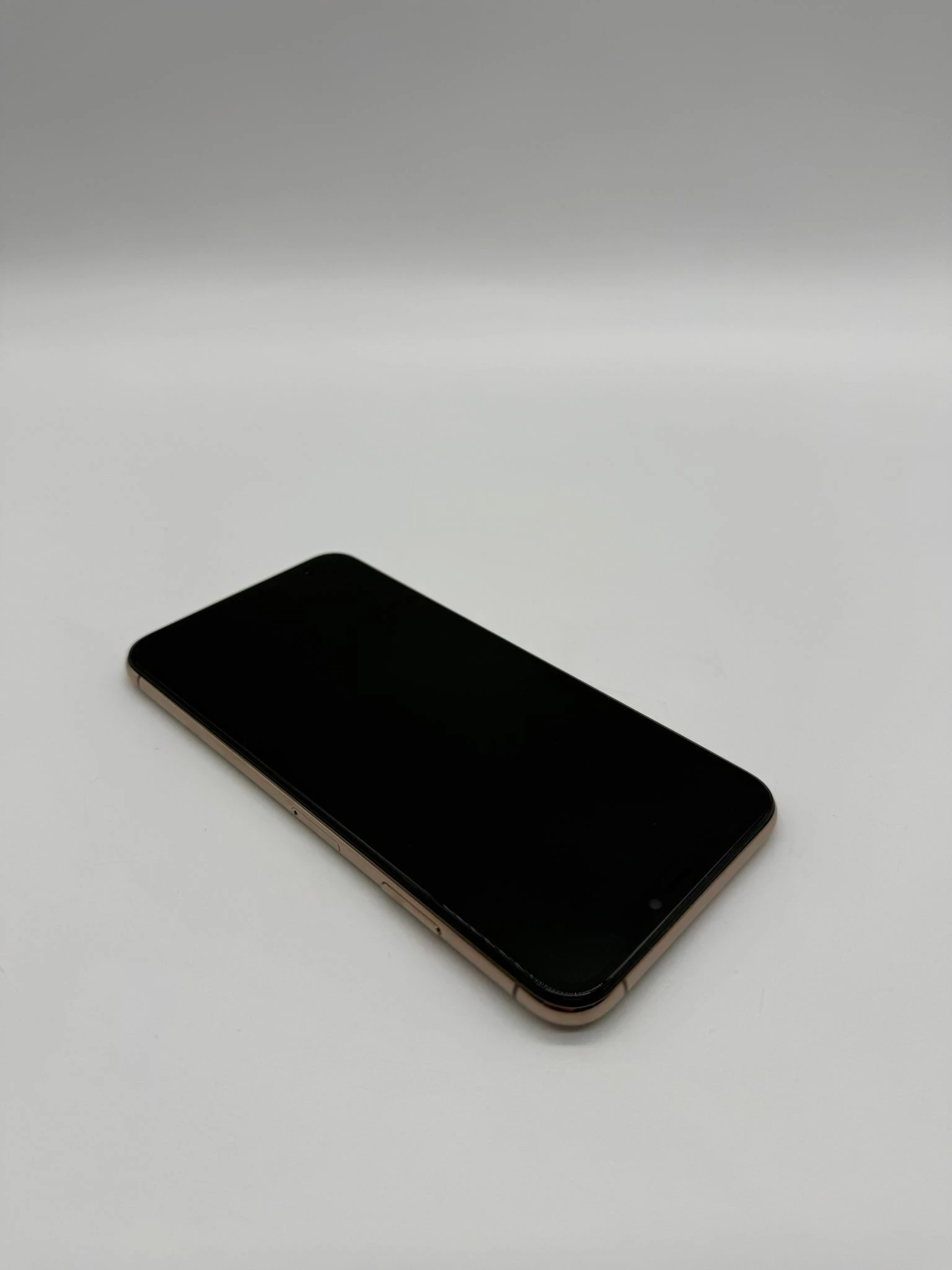 telefon-iphone-xs-max-464-gb-kon-bat-81-solo-bdb-stan-typ-202685-212929