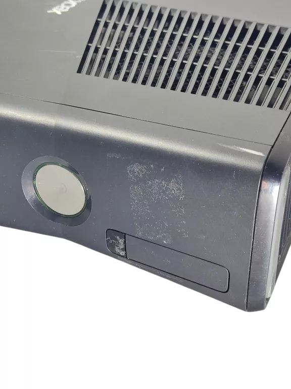 KONSOLA XBOX 360 S
