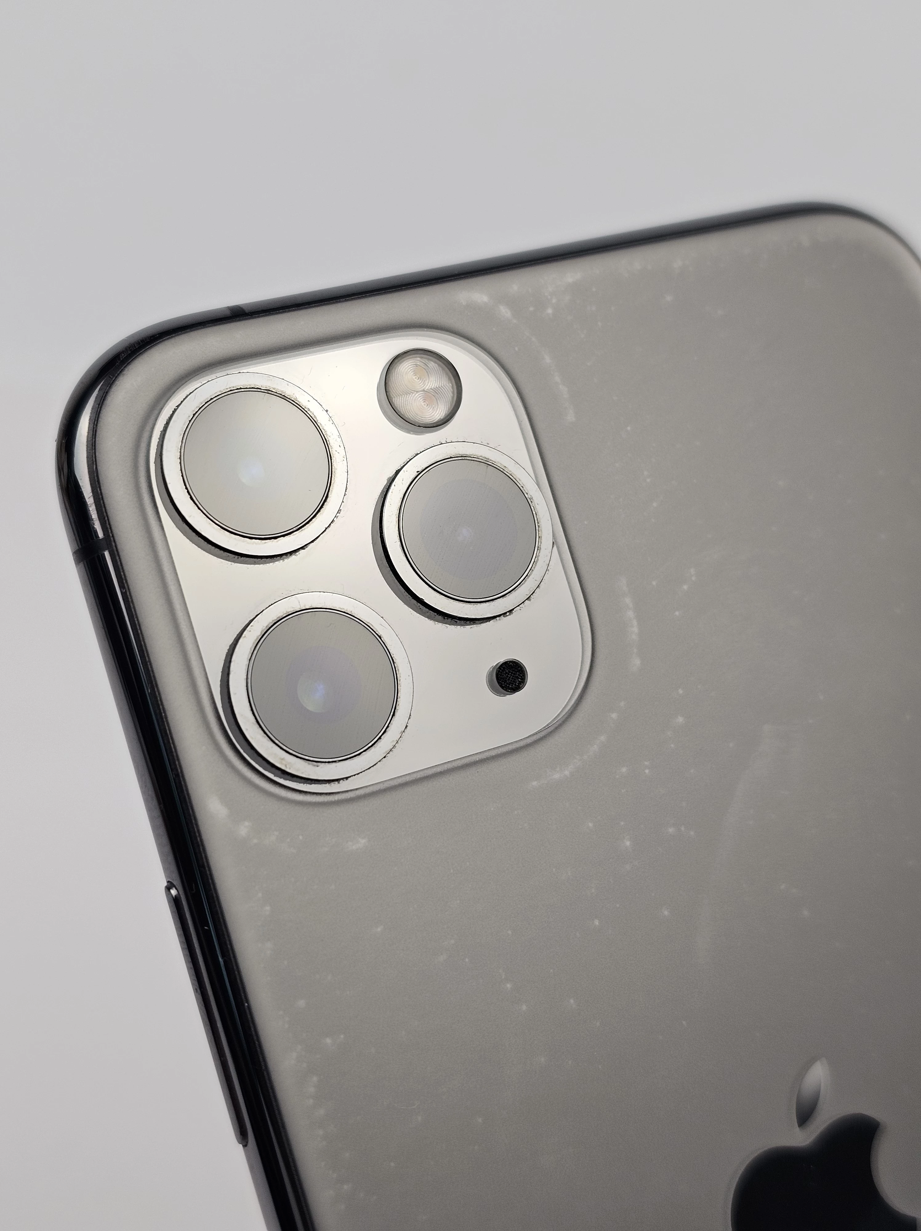 telefon-iphone-11-pro-64gb-70-baterii-pamiec-ram-202865-214121