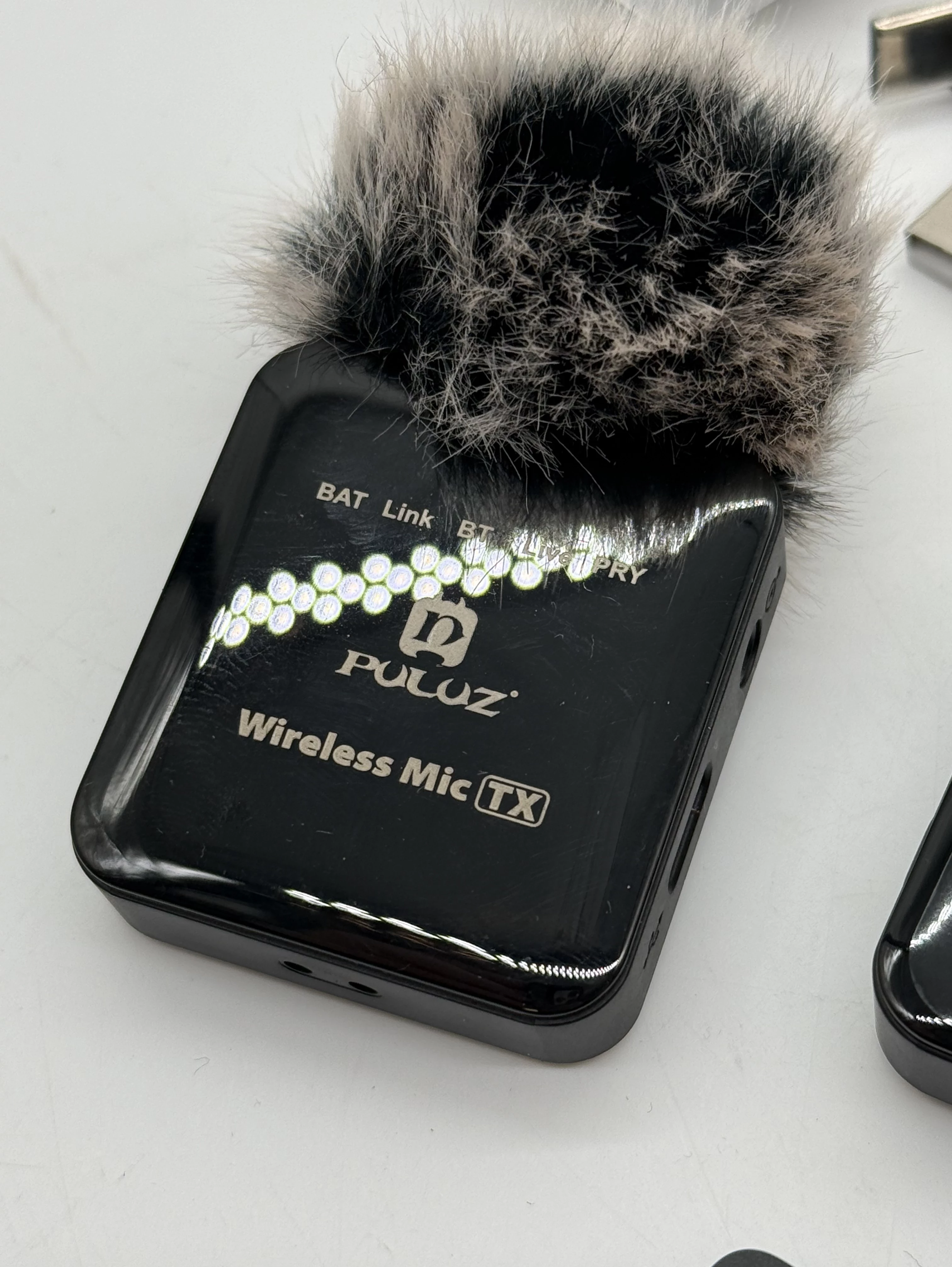 mikrofony-bezprzewodowe-puluz-dworcowa-2-leszno-gold-fish