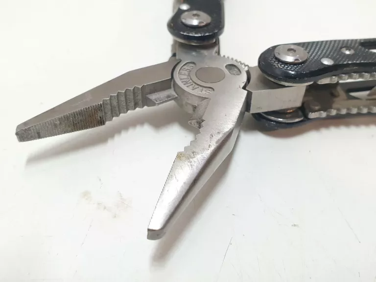 MULTITOOL CZARNY NO NAME