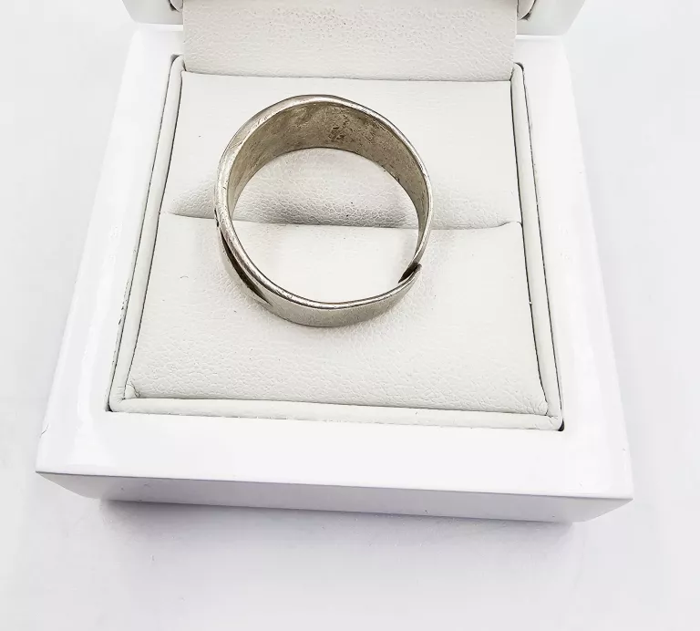 SREBRNY PIERŚCIEŃ ATLANTÓW 7.83GR, P.925