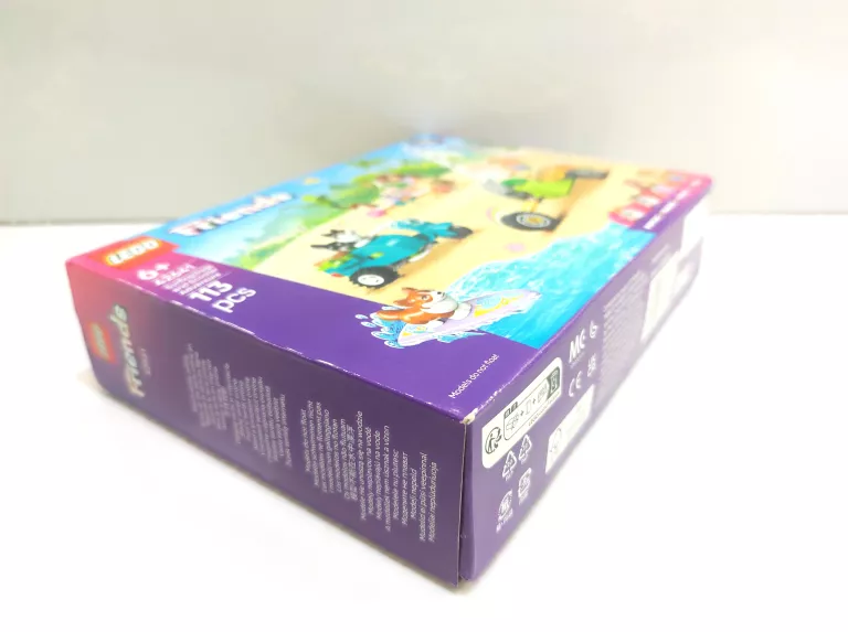 LEGO FRIENDS 42641 PRZYGODA Z SURFUJĄCYMI PSAMI I SKUTEREM