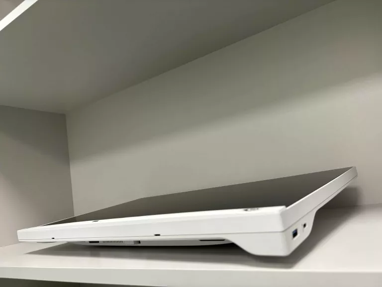 monitor-led-fujitsu-p2410te-zestaw-igla-typ-matrycy-206590-228086