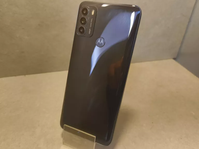 TELEFON MOTOROLGA G50 64