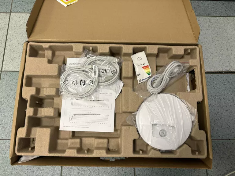 MONITOR LED FUJITSU P2410TE ZESTAW - IGŁA!