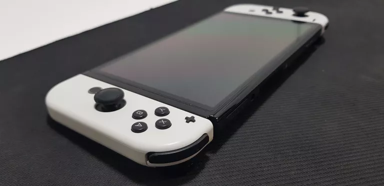 KONSOLA NINTENDO SWITCH HAC-002+STACJA DOK+PAD+POKROWIEC+FUTERAŁ STAN BDB