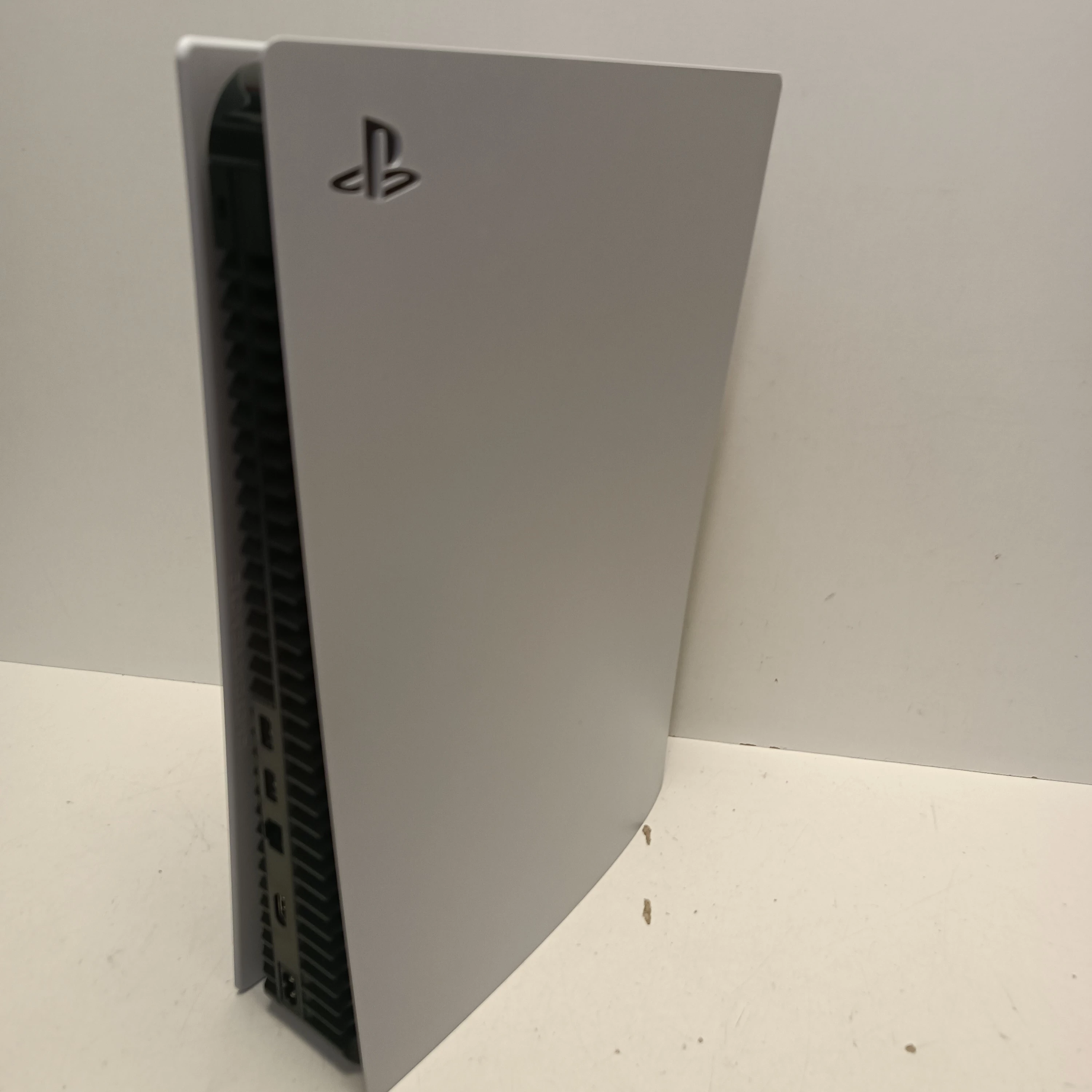 konsola-sony-playstation-5-cfi-1116a-ean-gtin-711719396604