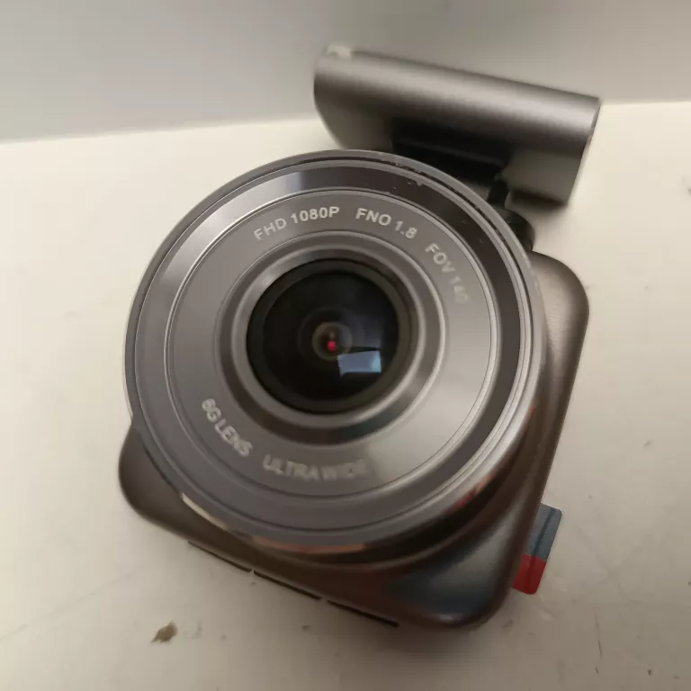 wideorejestrator-gotzejensen-dc800-karta-pamieci-w-zestawie-129781-5
