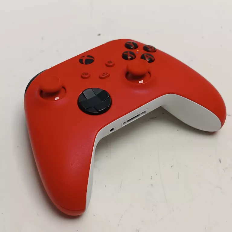 PAD BEZPRZEWODOWY MICROSOFT XBOX ONE SERIES S X PULSE RED CZERWONY