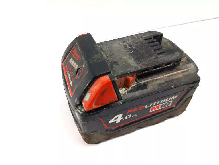 SZLIFIERKA AKUMULATOROWA MILWAUKEE M18 FSAG125X + AKU 4.0AH