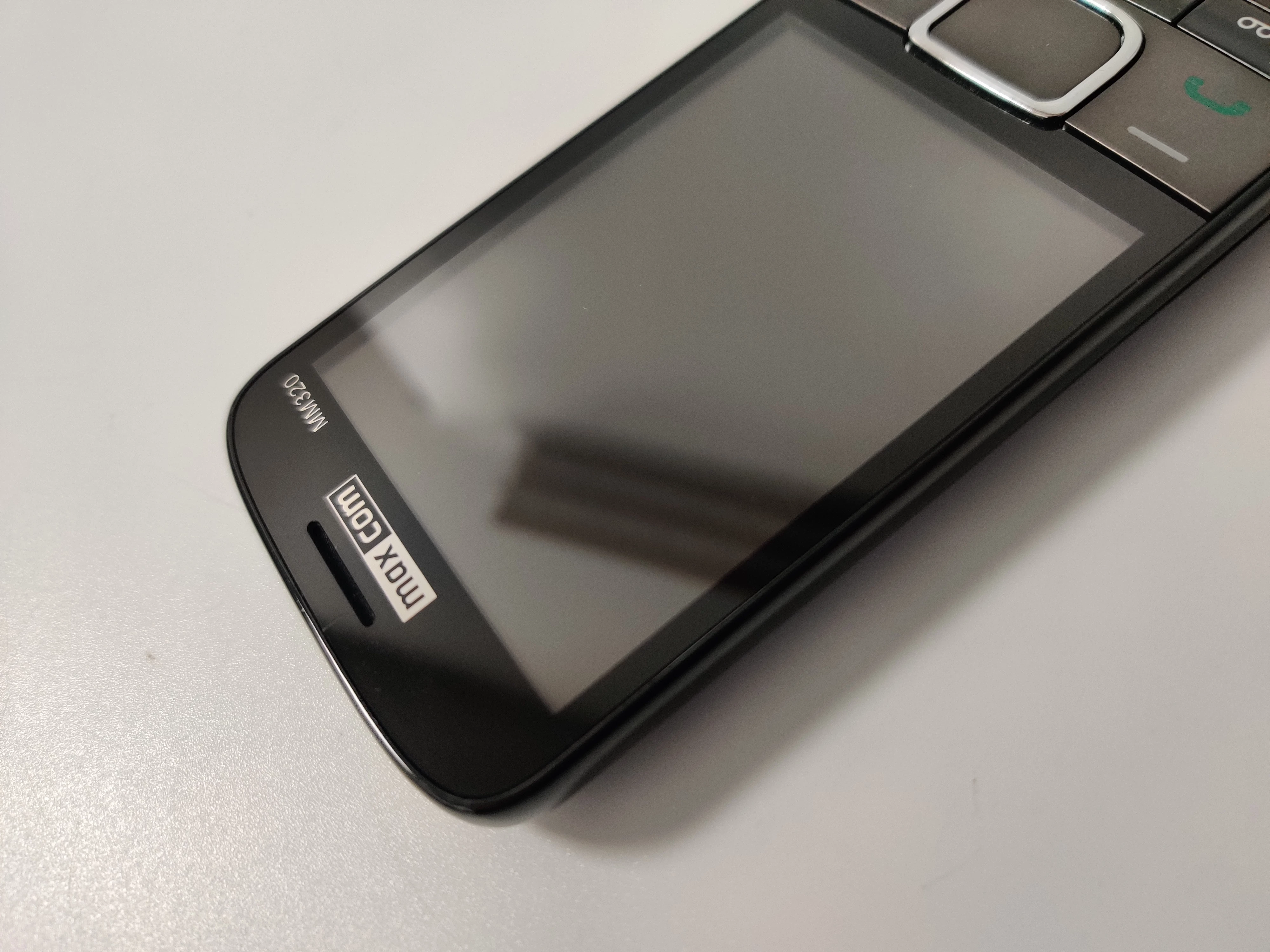 telefon-maxcom-mm320-kod-producenta-862033