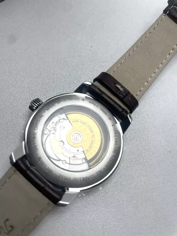ZEGAREK MĘSKI ZEEPELIN 8452-5