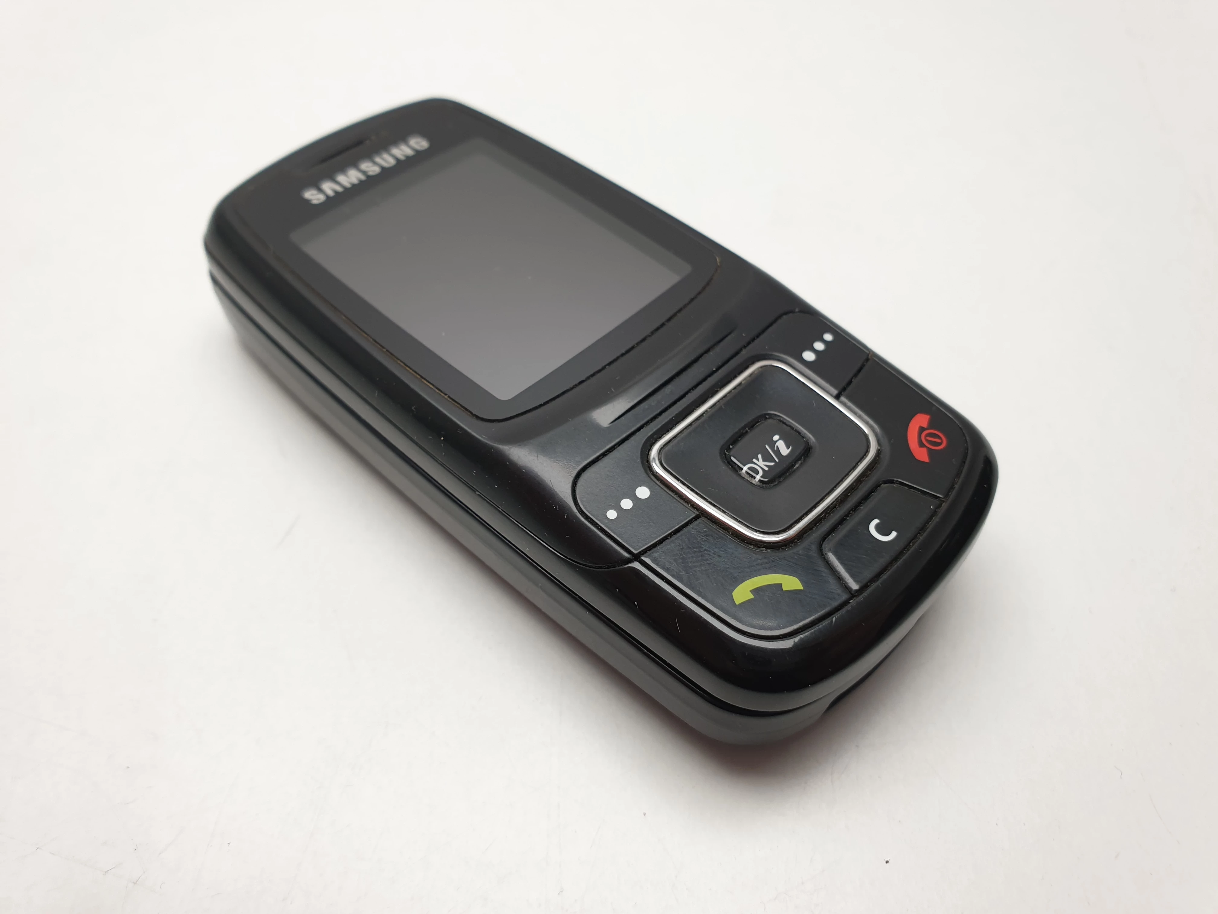 telefon-samsung-sgh-c300-rozsuwany-przekatna-ekranu-400