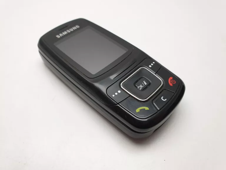 telefon-samsung-sgh-c300-rozsuwany-przekatna-ekranu-400