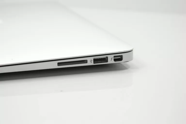LAPTOP MACBOOK AIR A1466 I7/256GB/8GB
