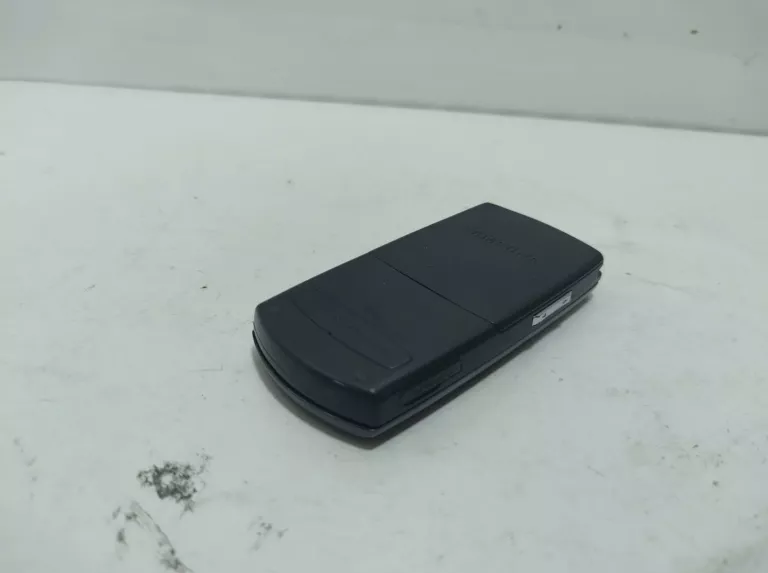 TELEFON SAMSUNG SGH-J700