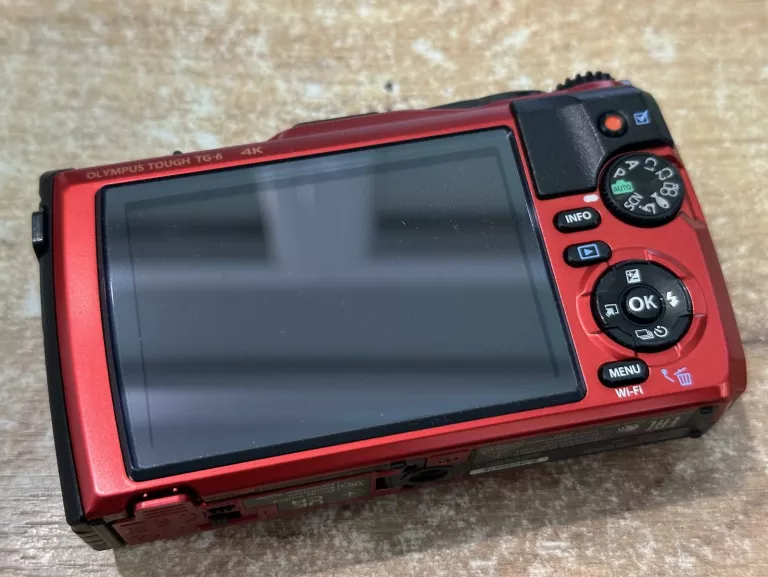 aparat-cyfrowy-podwodny-olympus-tough-tg-6-komplet-kod-producenta-tg-6