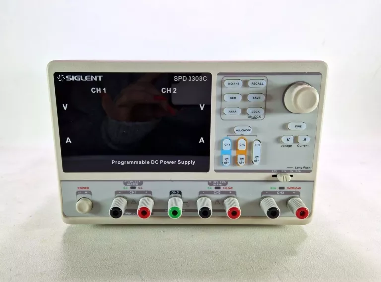ZASILACZ LABORATORYJNY SIGLENT SPD3303C