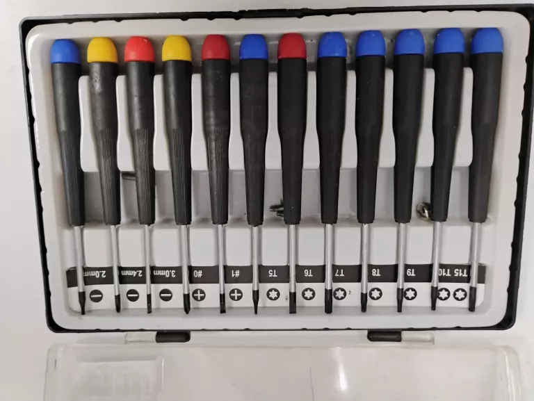 ŚRUBOKRĘTY PRECYZYJNE TORX ZESTAW 12SZR
