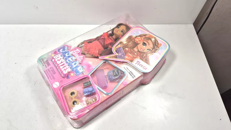BARBIE DREAM BESTIES LALKA TERESA MATTEL HYC23