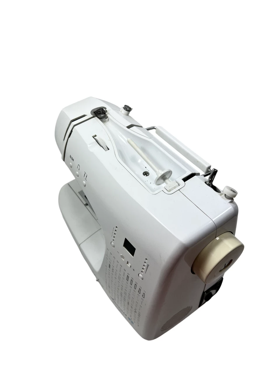 maszyna-do-szycia-lucznik-karolina-2040-model-karolina-2040