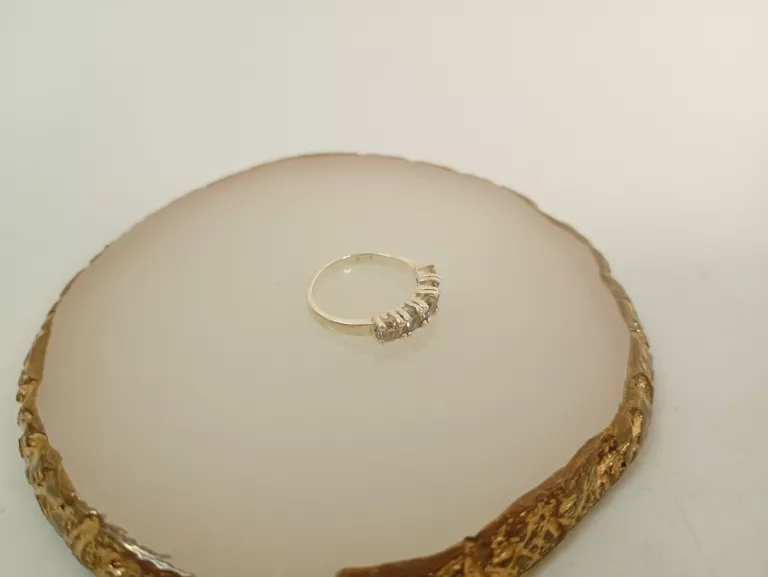 SREBRNY PIERŚCIONEK 2,12G 925 R10