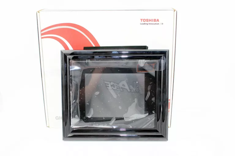 toshiba-gigaframe-q80-przekatna-ekranu-cale-800