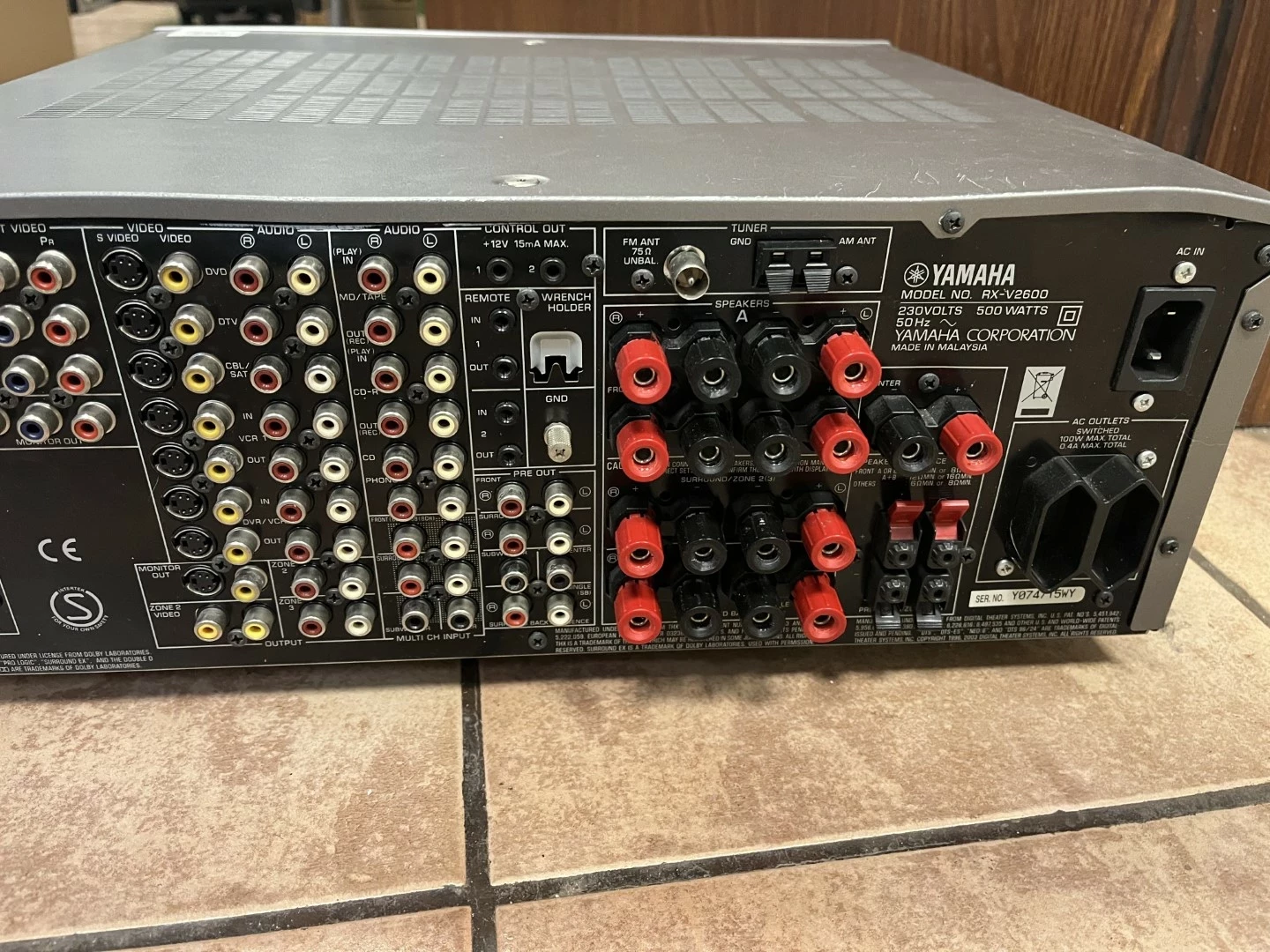 amplituner-yamaha-rx-v2600-model-rx-v2600