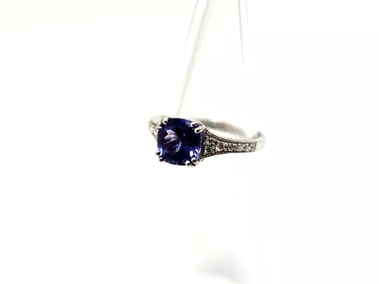 ZŁOTY PIERŚCIONEK Z DIAMENTAMI I TANZANITEM 1,65CT 585 2,82G 0,11CT 12