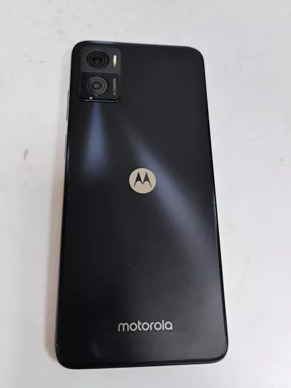 TELEFON MOTOROLA MOTO E22