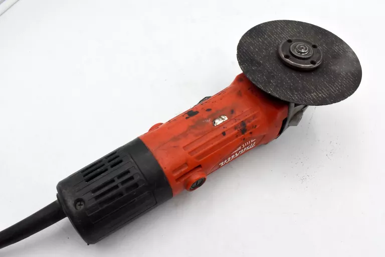 SZLIFIERKA KĄTOWA MAKITA M9503R 125MM 570W