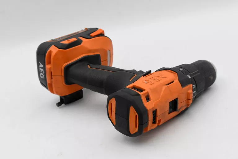 WKRĘTARKA AEG BSB18G4 + 2XAKU 2,0AH ŁADOWARKA