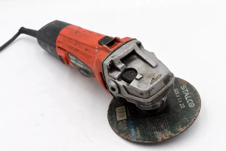 SZLIFIERKA KĄTOWA MAKITA M9503R 125MM 570W
