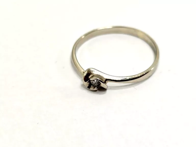 ZŁOTY PIERŚCIONEK Z DIAMENTEM 585 1,21G 0,05CT 14