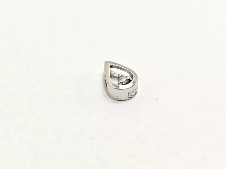 ZŁOTA ZAWIESZKA Z DIAMENTEM 585 0,43G 0,02CT