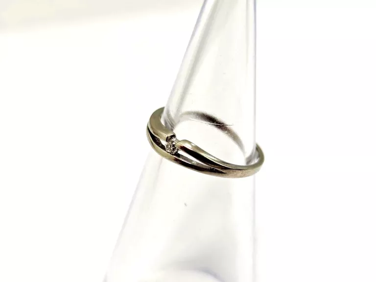 ZŁOTY PIERŚCIONEK Z DIAMENTEM 585 1,74G 0,04CT 13