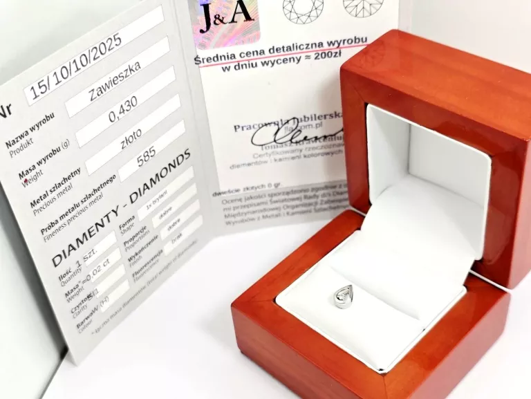 ZŁOTA ZAWIESZKA Z DIAMENTEM 585 0,43G 0,02CT