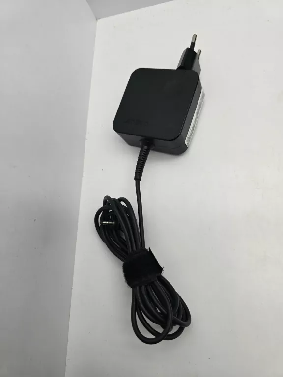 laptop-lenovo-ideapad-110-15isk-i3-6006u-12gb-500gb-ssd-ean-gtin-192076571642