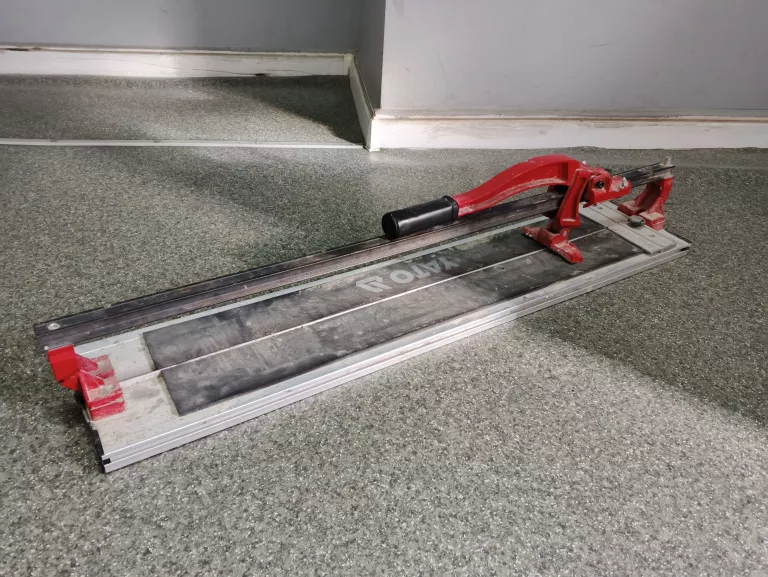 MASZYNKA DO PŁYTEK YATO YT-3708 800 MM