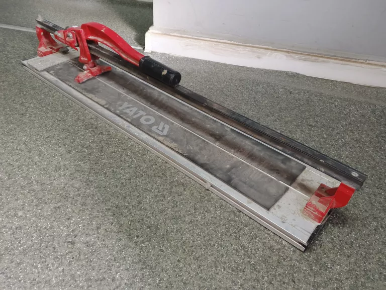 MASZYNKA DO PŁYTEK YATO YT-3708 800 MM