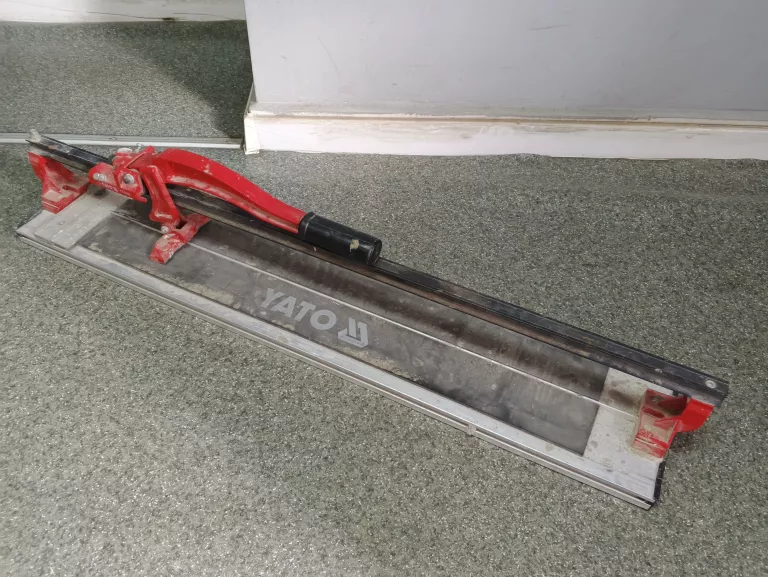 MASZYNKA DO PŁYTEK YATO YT-3708 800 MM