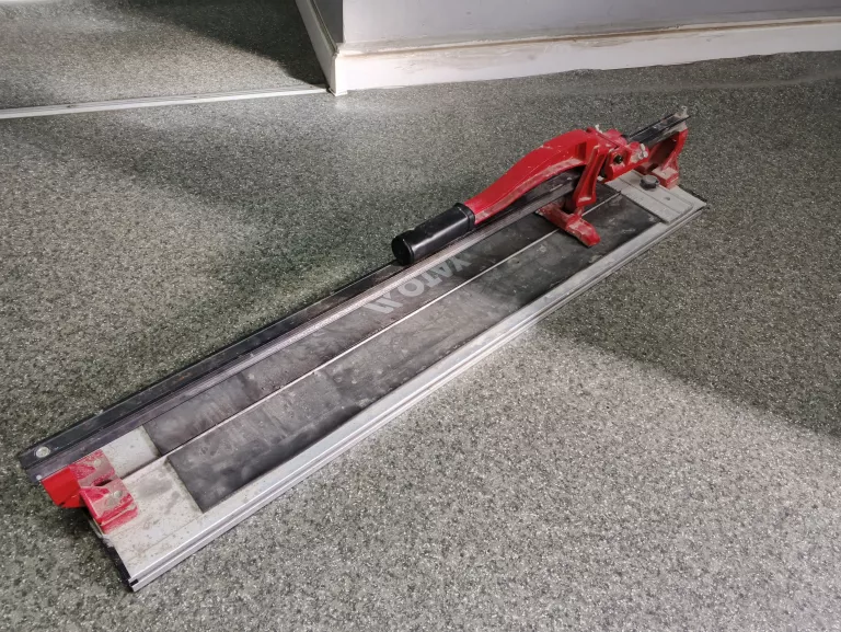 MASZYNKA DO PŁYTEK YATO YT-3708 800 MM