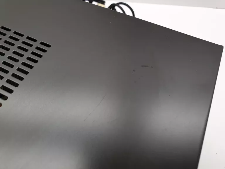 WZMACNIACZ TECHNICS SU-V620
