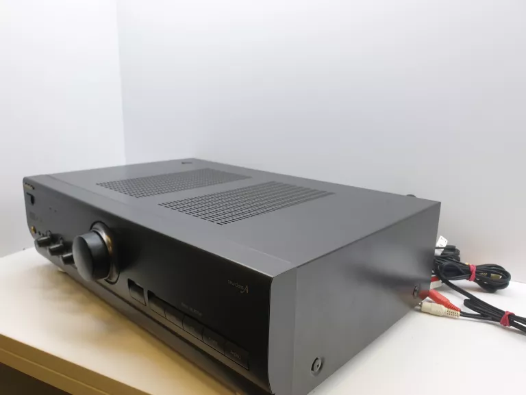 WZMACNIACZ TECHNICS SU-V620
